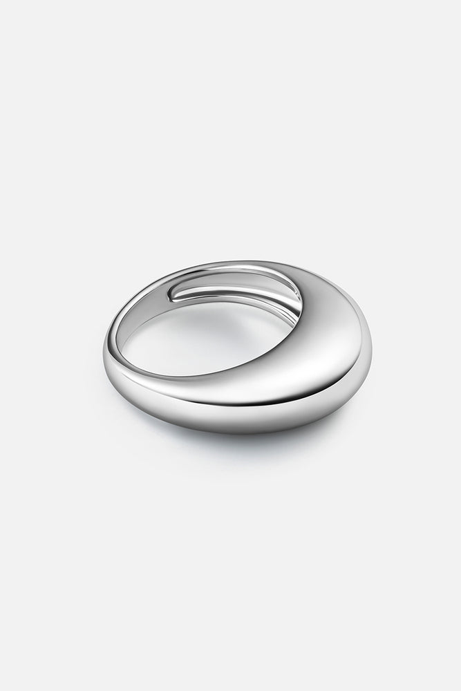 Eterna Curve Ring - Petite