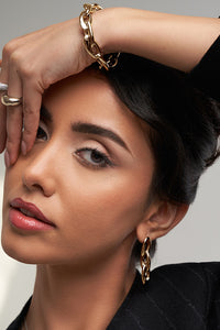 Eterna Twist Bracelet