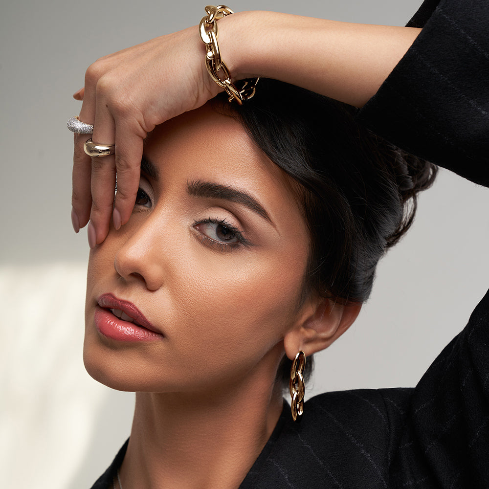 Eterna Twist Bracelet