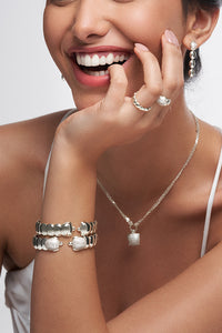 NAYAH flow Bangle