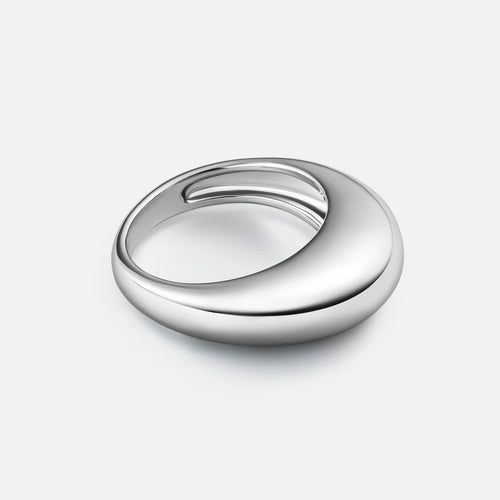 Eterna Curve Ring - Petite
